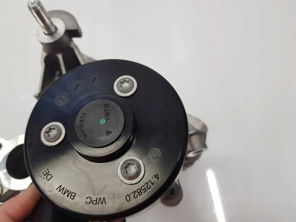 Купити Nowa насос води термостат кронштейн кронштейн кронштейн bmw g20 g21 vg30 g31 g01