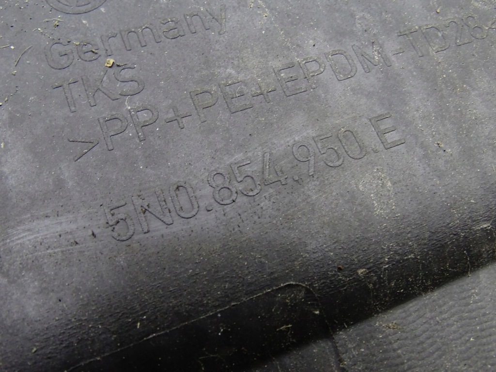 фото №12, Молдинг дверь правый задняя правая задняя vw tiguan i 5n lift 5n0854950e