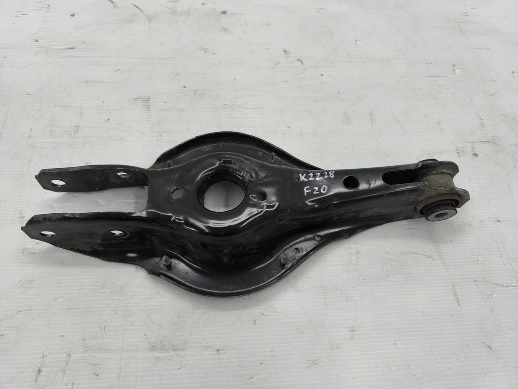 фото №1, Рычаг правый задняя bmw f20 f21 6792541