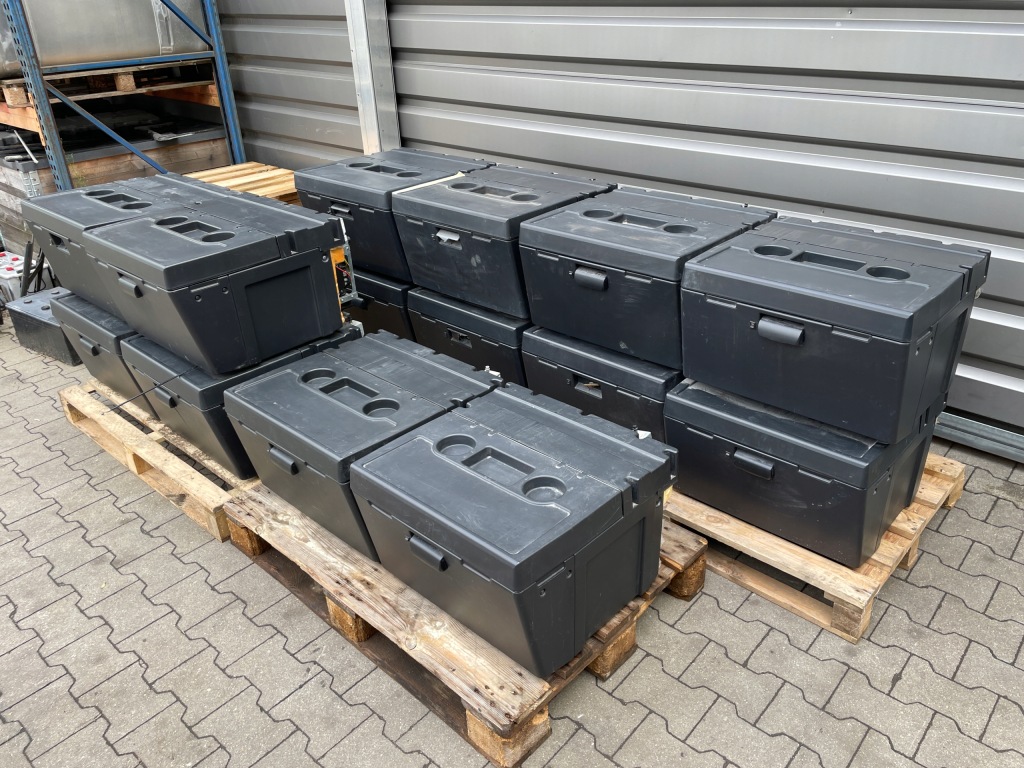 Купить Холодильник iveco hi-way hi way stralis