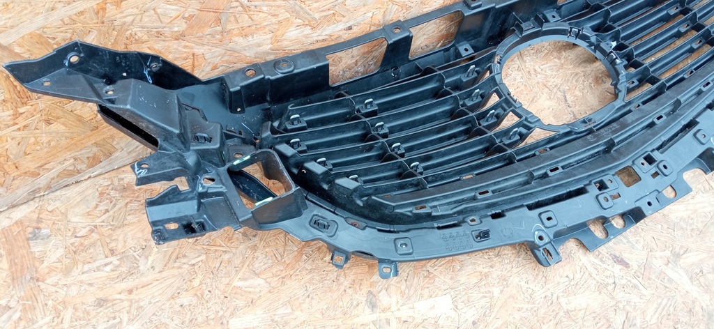 фото №10, Mazda 6 iii gj lift 15- решётка радиатора решётка решётка радиатора бампера передний g46l-50172