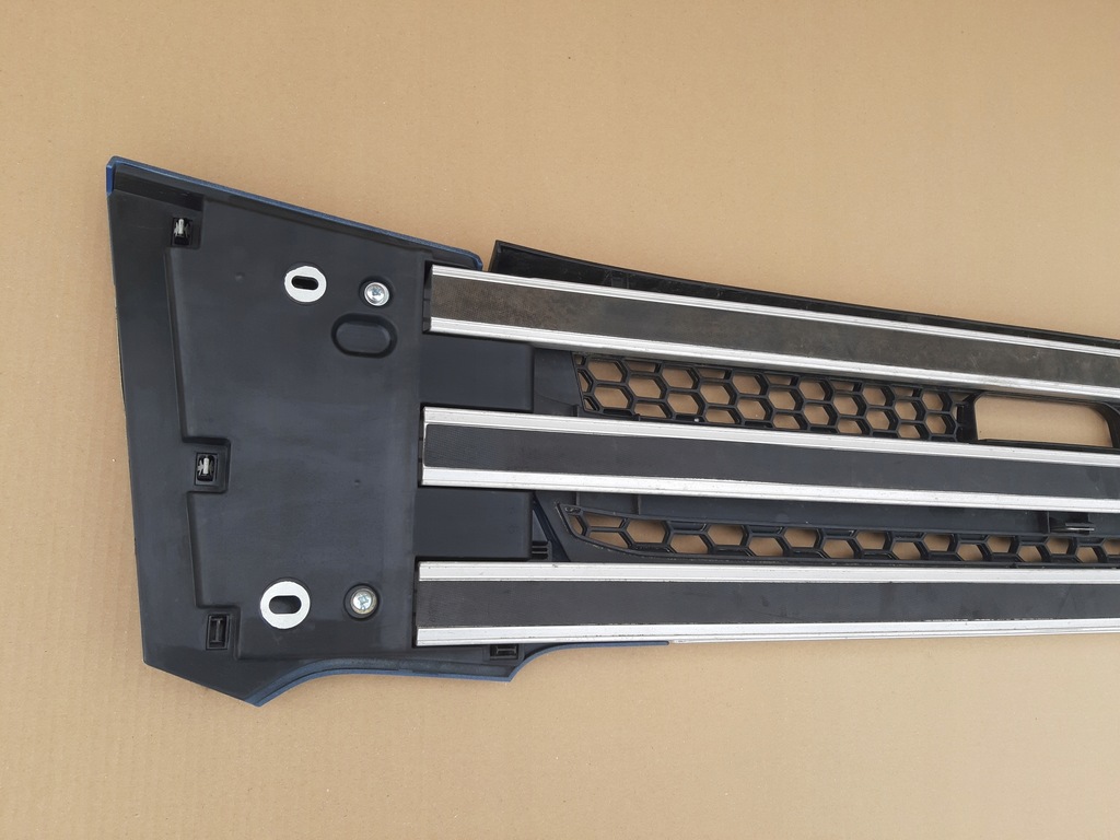 фото №7, Scania r s лавка підніжка решітка радіатора решітка радіатора нижня