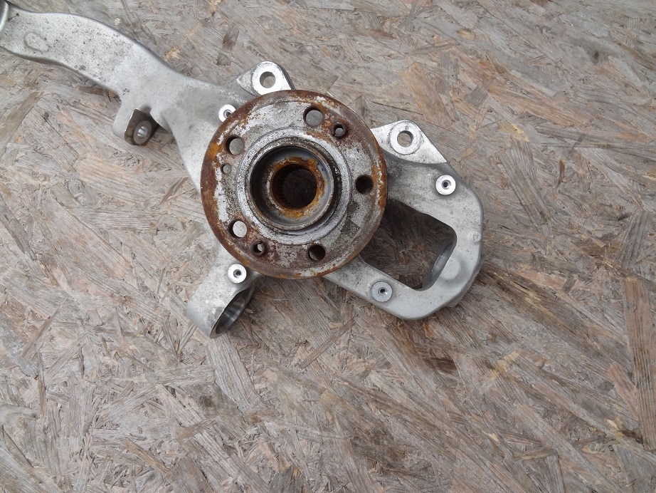 фото №8, Левая поворотный кулак перед 16735l mercedes gle w167 amg