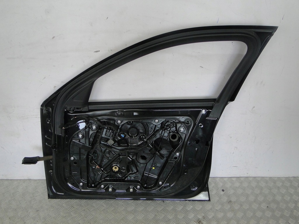 фото №14, Дверь перед bmw 1 f40 2019 black sapphire cena za 1 штука !