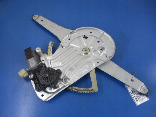 фото №3, Volvo s60 lift подъемник стекло перед левый 6pin