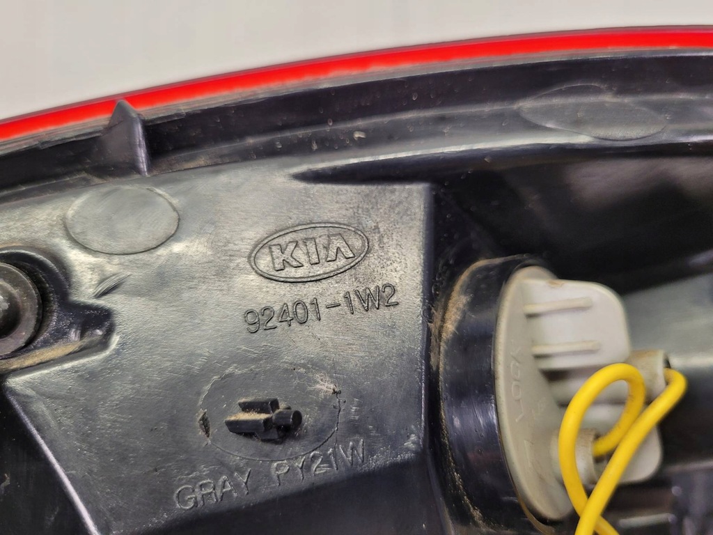 фото №12, Лампа задняя левая сторона kia rio 3 2015 92401-1w2