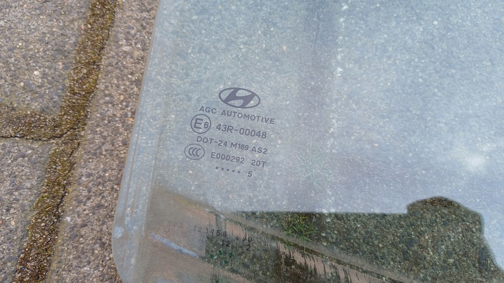 фото №2, Hyundai ix35 стекло правая задняя задняя дверь 15 rok