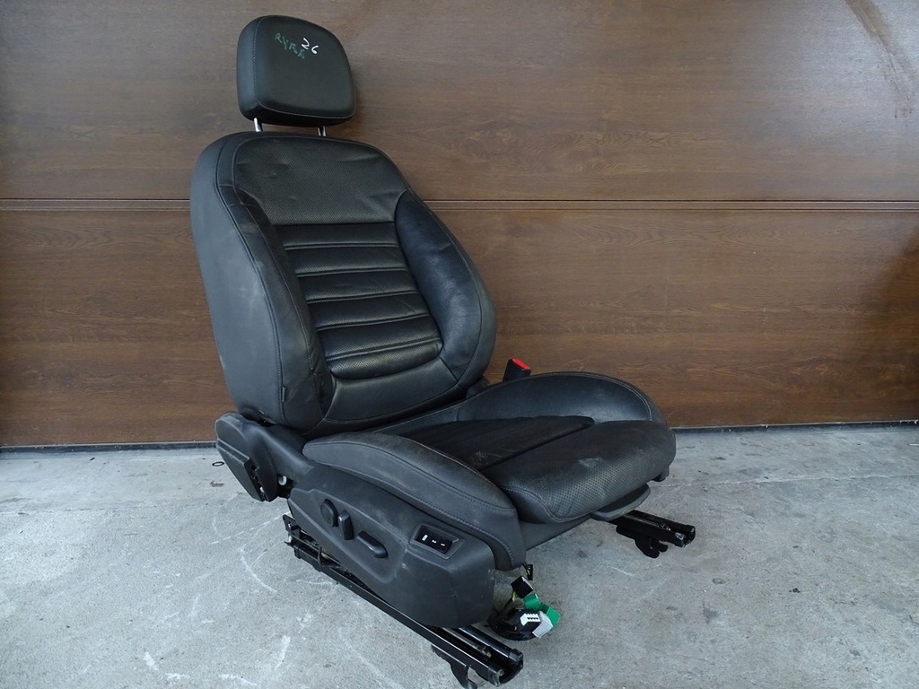 фото №7, Kpl сиденья заднее сиденье opel insignia a lift kombi кожа