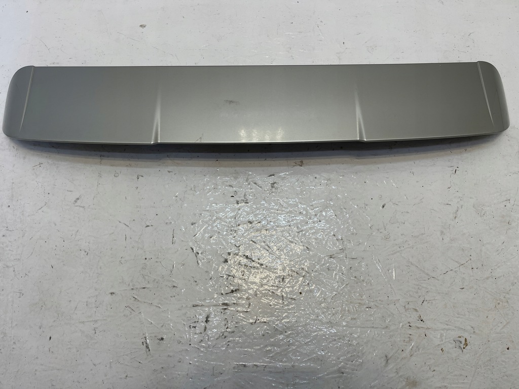 фото №1, Audi q5 спойлер кришки 8r0827933b