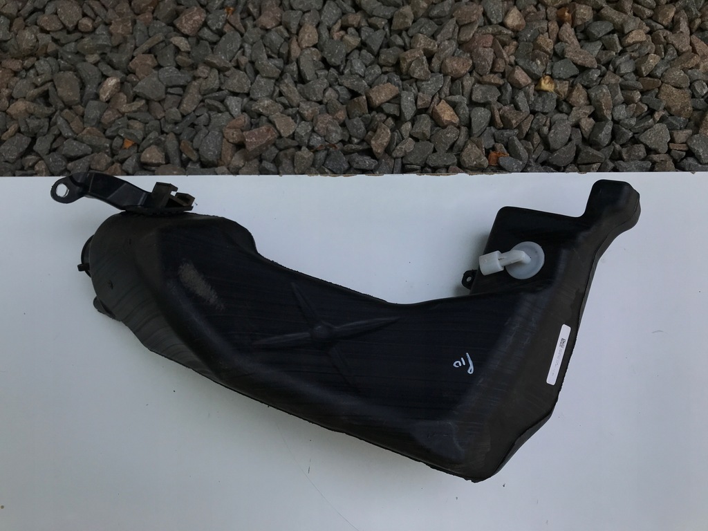 фото №1, Bmw 1 f40 бачок омывателя 20-