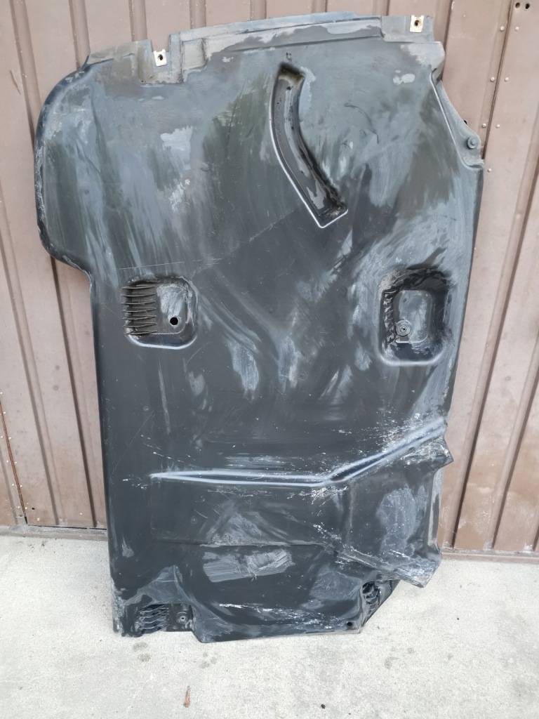 фото №1, Mercedes e w213 a2136902600 защита плита подвеска