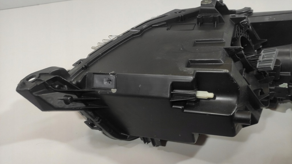 фото №14, Лампа левая передняя перед peugeot 208 2008 led eu