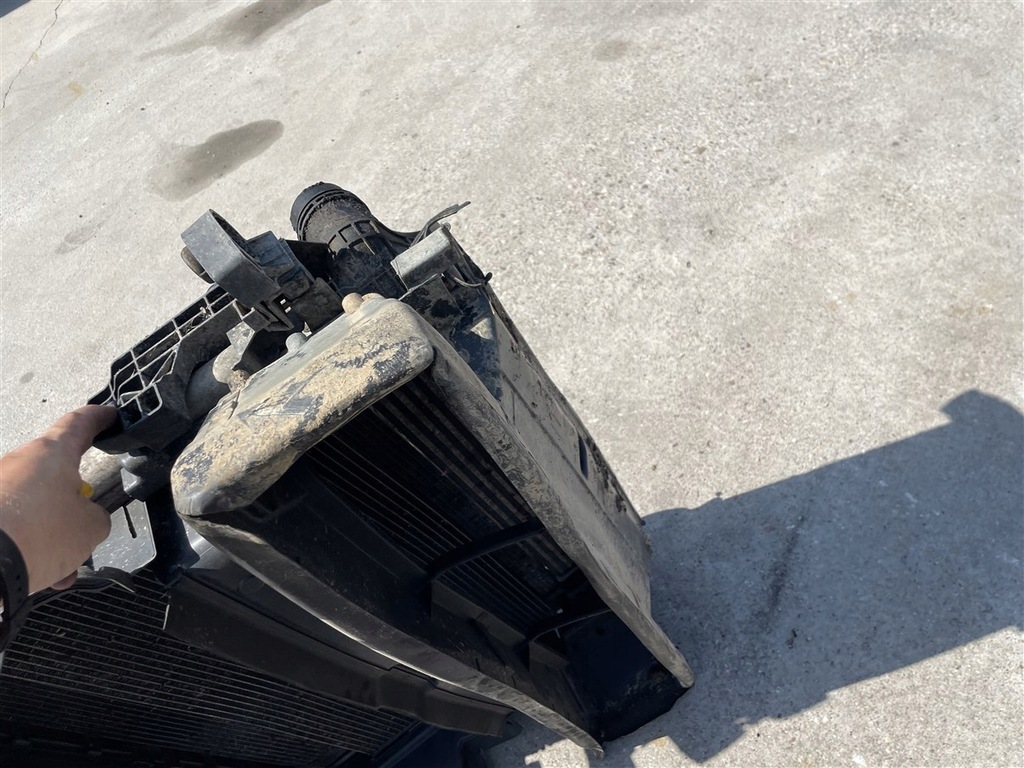 фото №8, Комплект радиатор радиатор вентиляторы 1.6 dci renault trafic iii 14-19 r