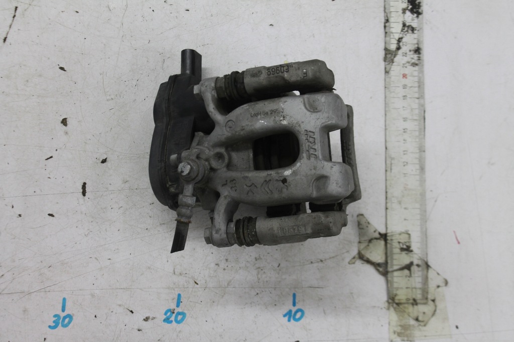 фото №1, Суппорт левый задняя 9842295280 peugeot 2008 ii 19-