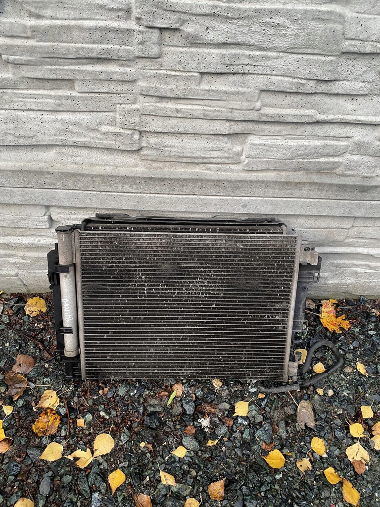 фото №1, Renault twingo iii 1.0 радиатор вентилятор