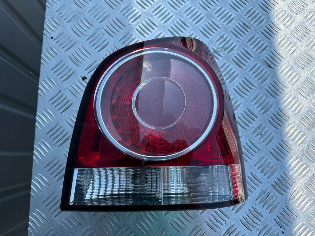 фото №1, Vw polo 6q lift лампа задняя правая