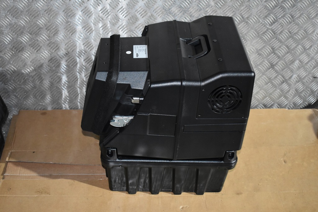 фото №6, Idealna холодильник холодильник автомобільна mercedes w223 w296 1