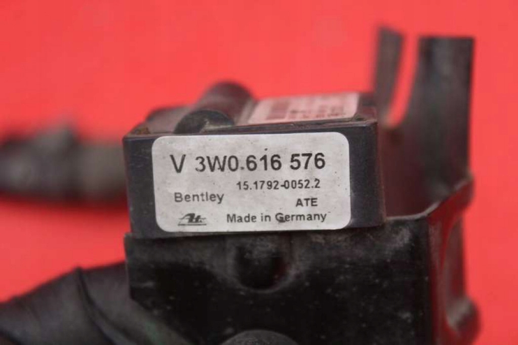 фото №5, Датчик прискорення 3d0907651 bentley continental 1 i gt 6.0 w12 560 km