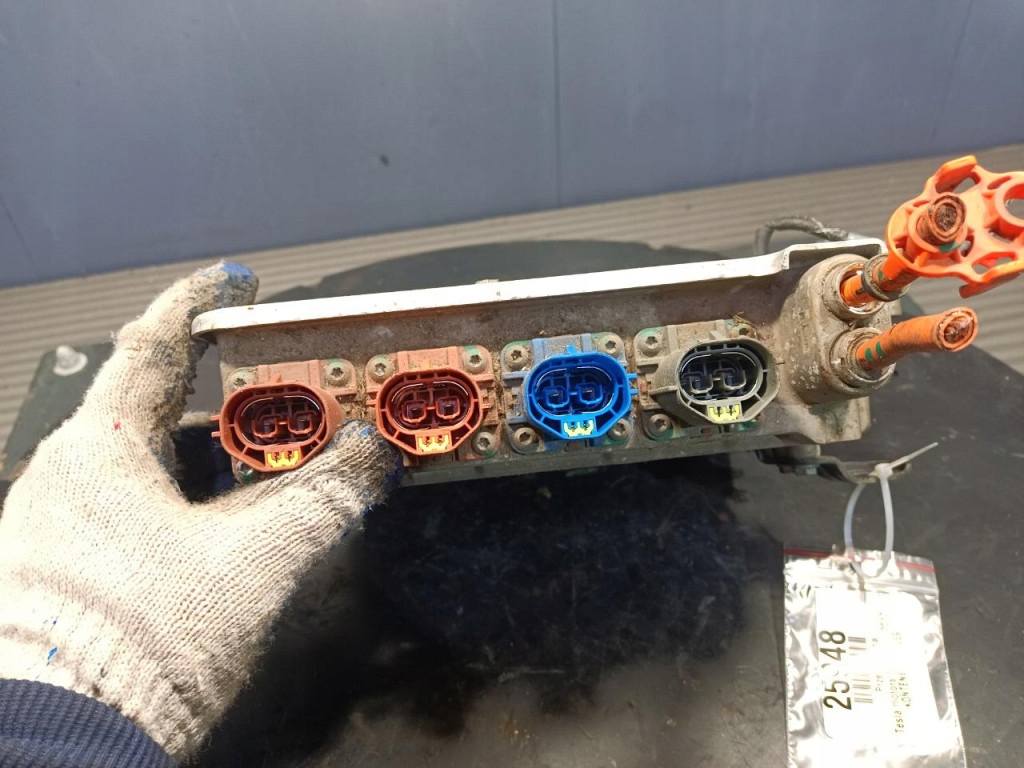 Tesla motors model s преобразователь napięcia/falownik 1028843-00-c Цена