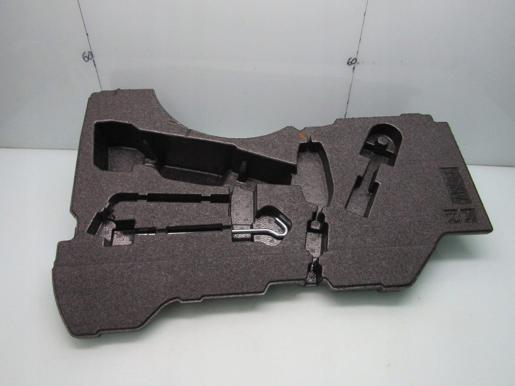 фото №1, Mazda 3 bp iv 20r пенополистирол багажника вкладыш полка