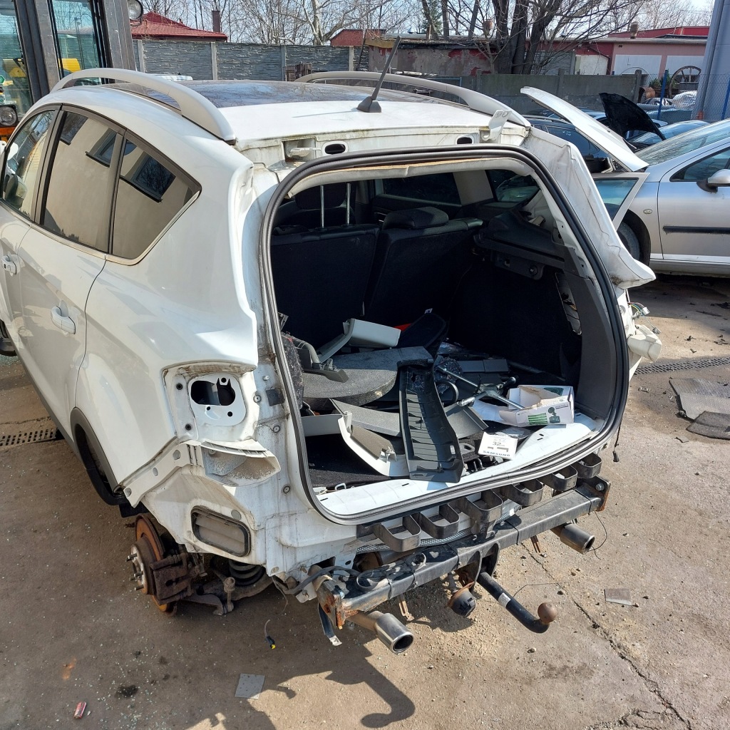 Ford kuga mk1 четверть левая задняя стойка  крыло  порог цвет 58 с Разборки