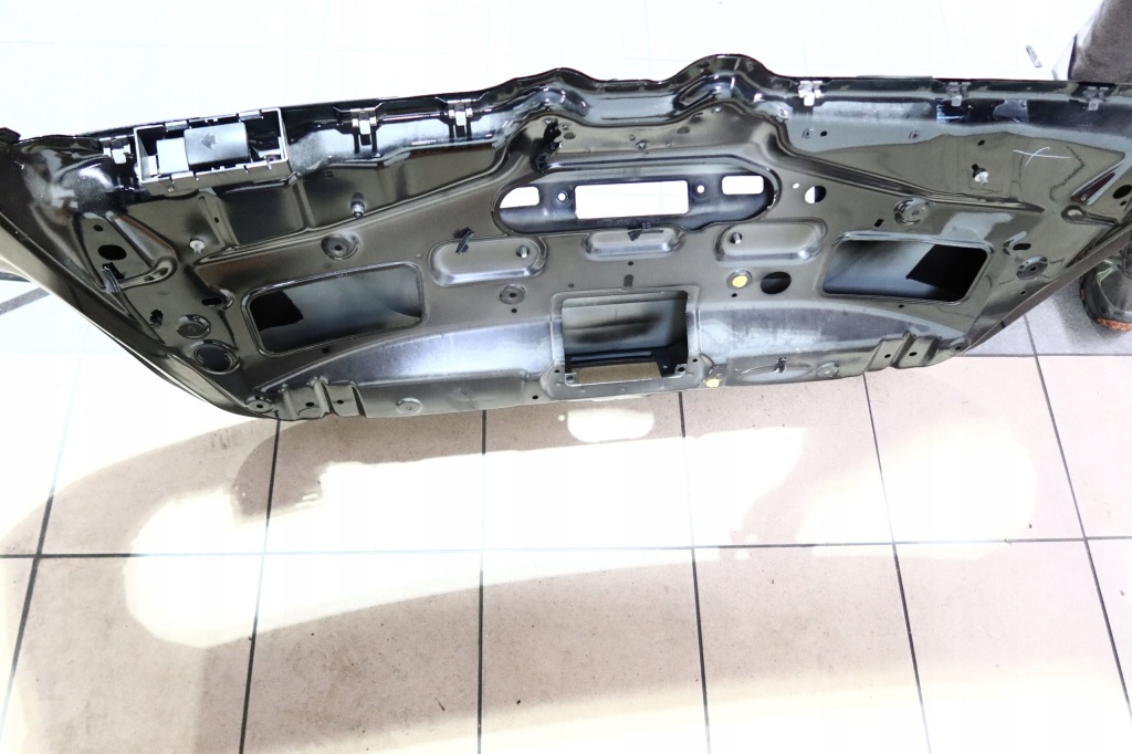 Mercedes w164 gl кришка багажника задня задня 040 кришка багажника багажника x164 Недорого