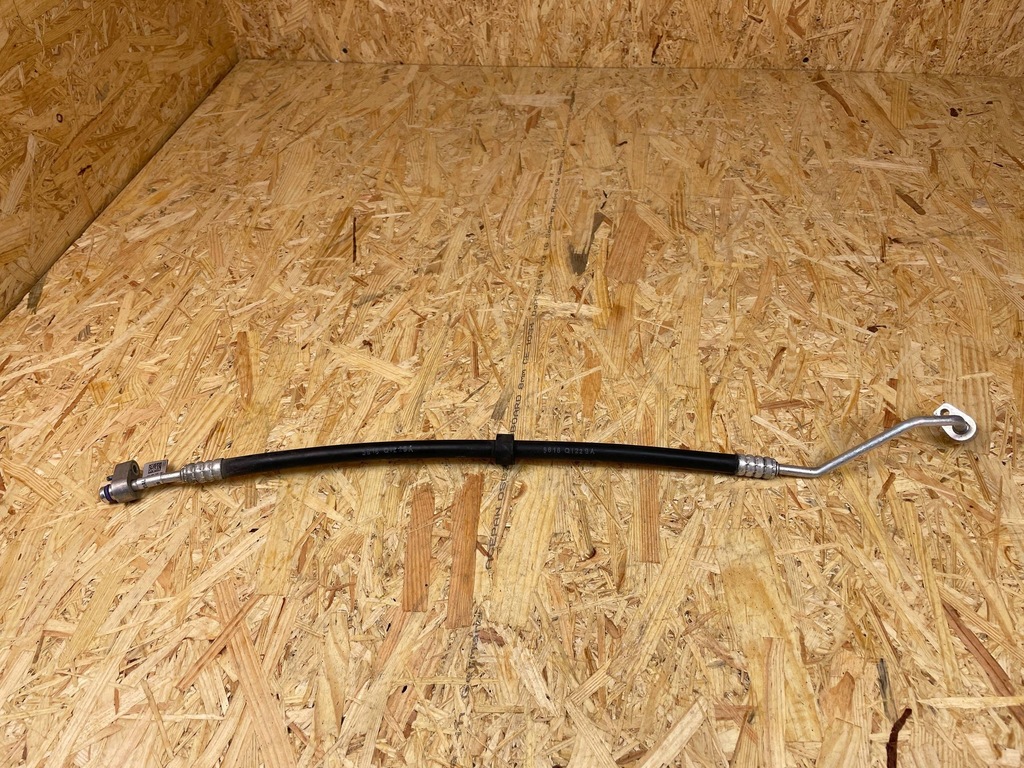 фото №5, Wąż трубка шланг кондиционера audi a4 b9 a5 8w 8w0816741al 2015-