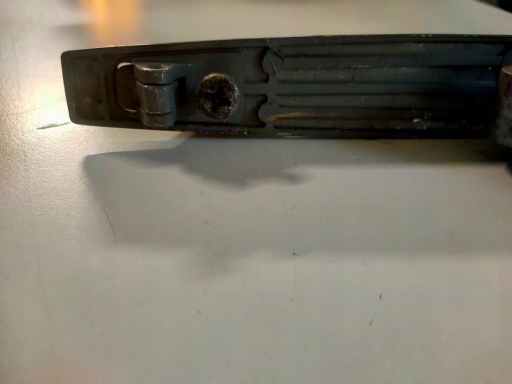 2 x ручка зовнішня do mercedesa 107 пара з ключ фарбована Київ