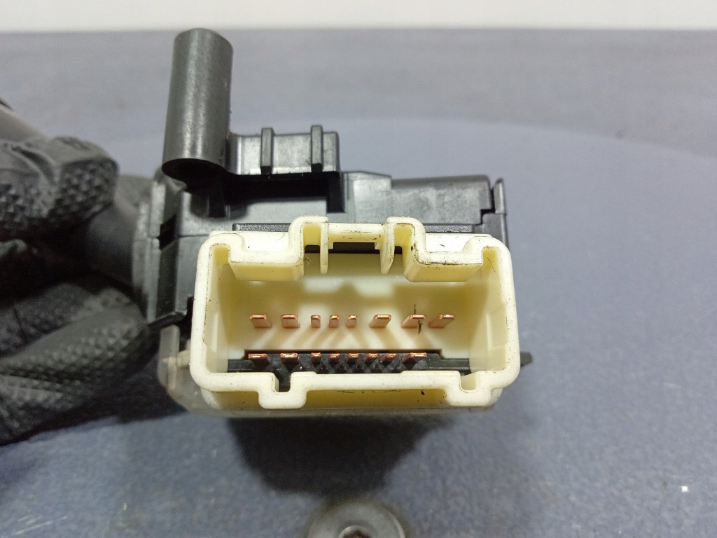 фото №7, Toyota previa ii переключатель света поворотники 84140-20680