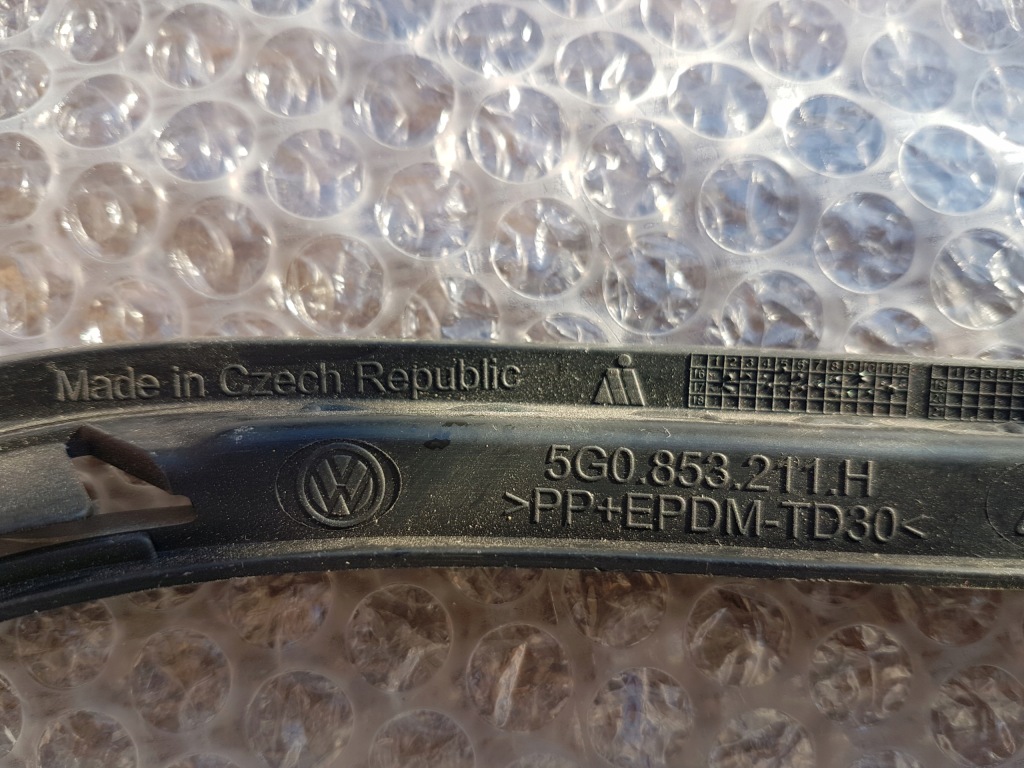 Vw golf vii рестайлинг  решётка решётка  бампера левая vw оригинальный номер с Разборки