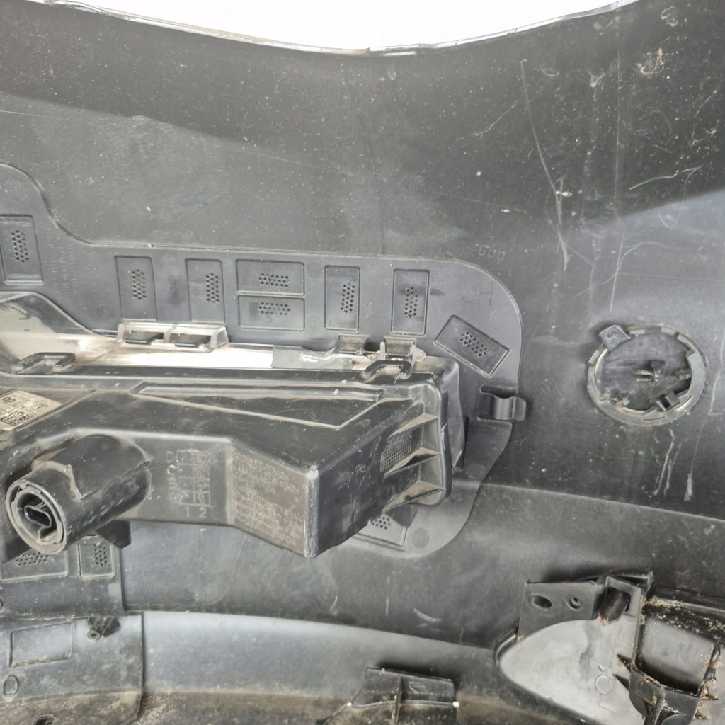 фото №9, Tesla model 3 17-23 бампер перед передний pdc