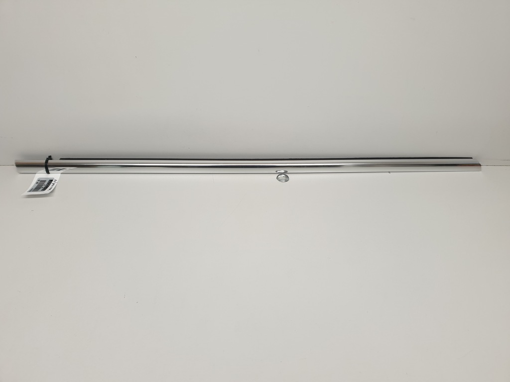 фото №6, Volvo v70 молдинг уплотнитель стекло правая передняя