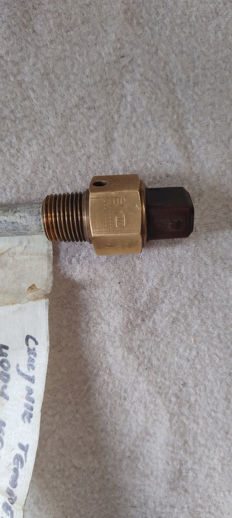 Датчик температури води вентилятор pontiac firebird 2.8l 1983-91r Недорого