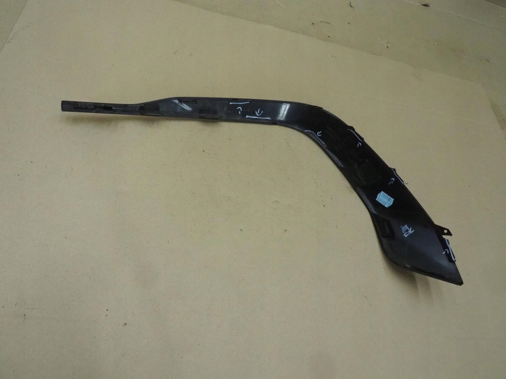 фото №13, Audi a4 b9 s-line молдинг бампера левая задняя 8w0853555