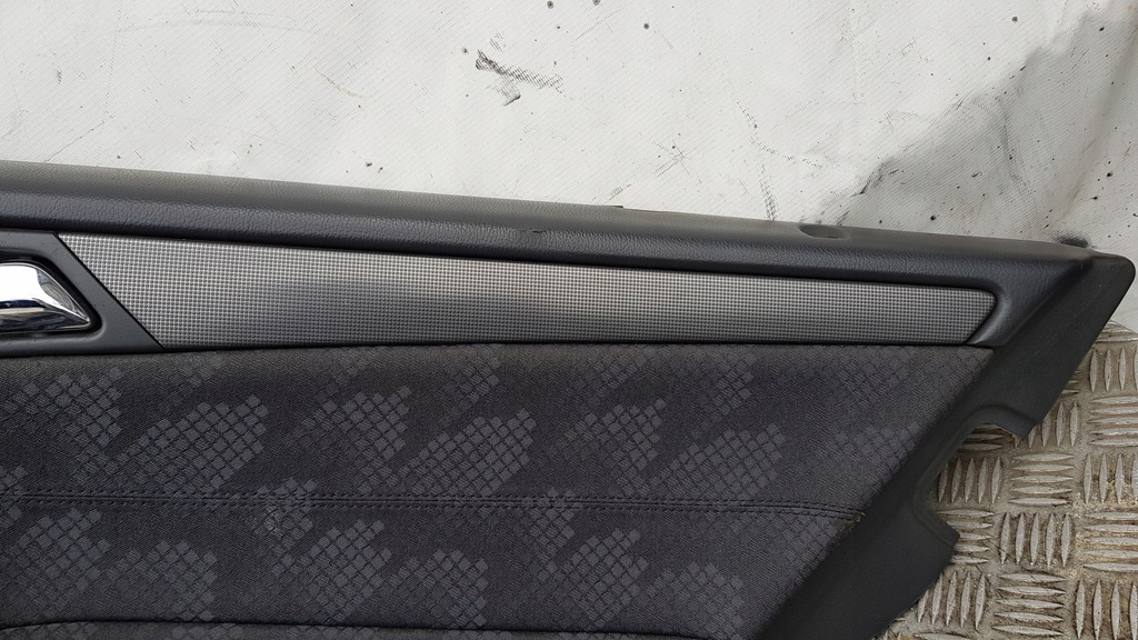 фото №8, Mercedes w203 обшивка оббивка правий задня