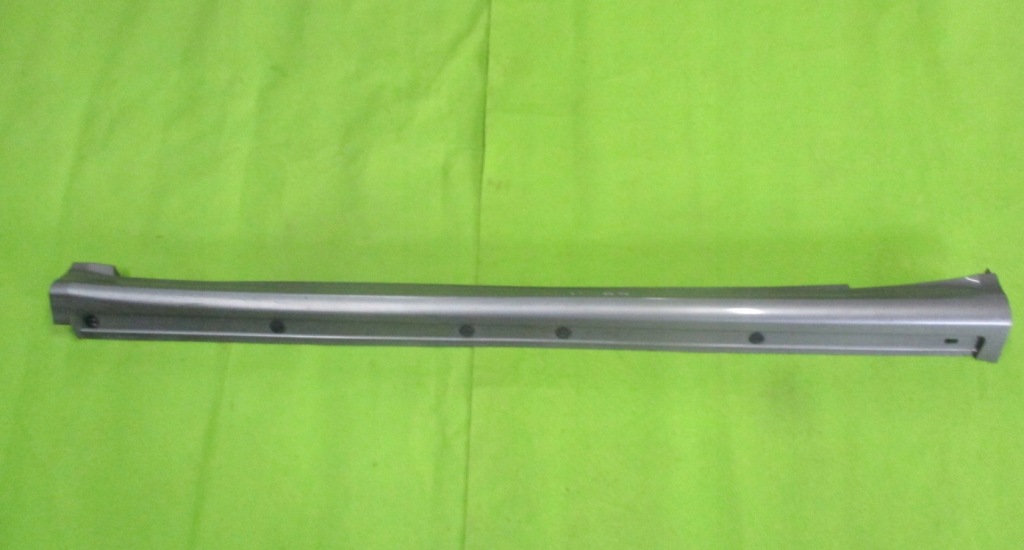 Купити Поріг накладка поріг mercedes w169 a1696102108