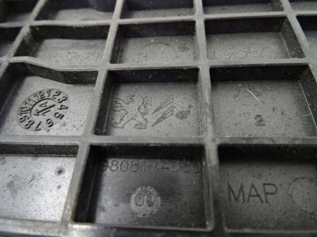 фото №10, Citroen c4 picasso ii кронштейн кронштейн комп'ютер 9808174680