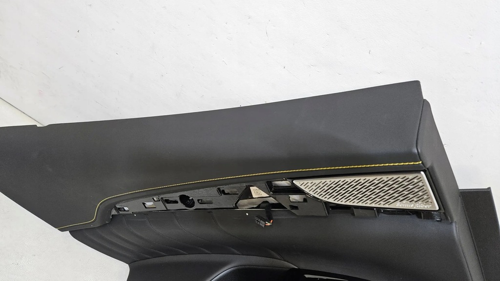 фото №6, Обивка обшивка дверь левый кнопки maserati grecale nowe оригинал идеальное состояние