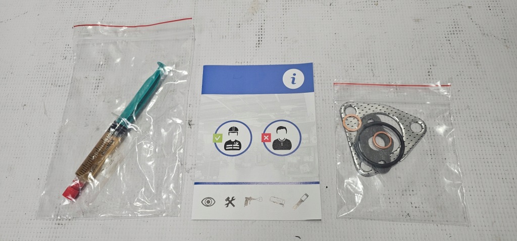 Купити Турбіна турбонагнітач mercedes a w168 / vaneo 414 - 53039700019