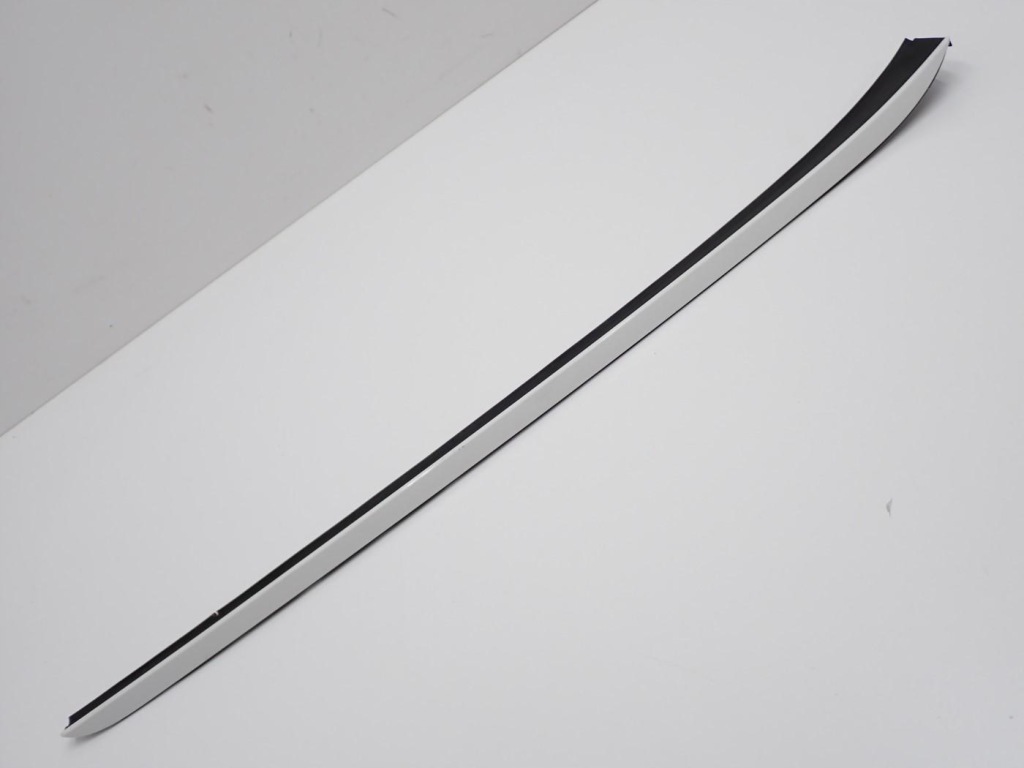 Купить Молдинг стекло лобовое передней правая hyundai i40 13r