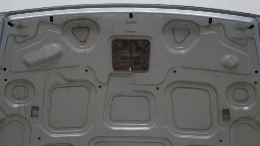 Капот ford fiesta mk6 рестайлинг  j4 2006 в Украине