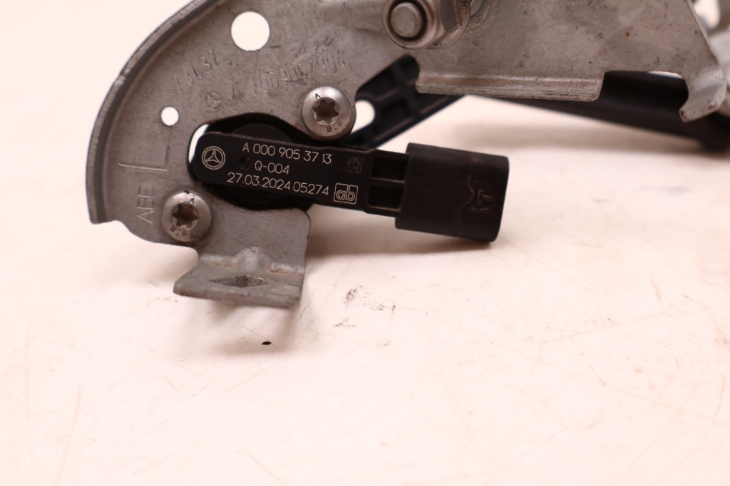 Mercedes-benz cle a236 300 4matic датчик выравнивание света левый задний в Украине