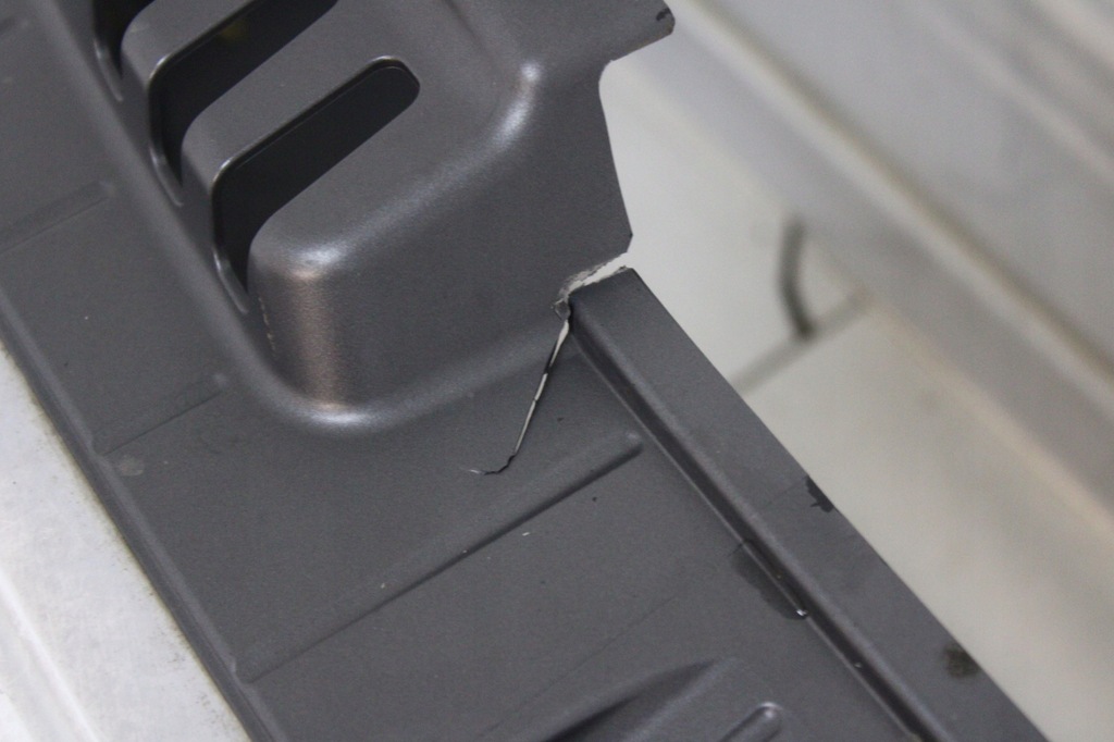 фото №10, Audi a4 b7 s-line 04r- бампер перед передній ly7g