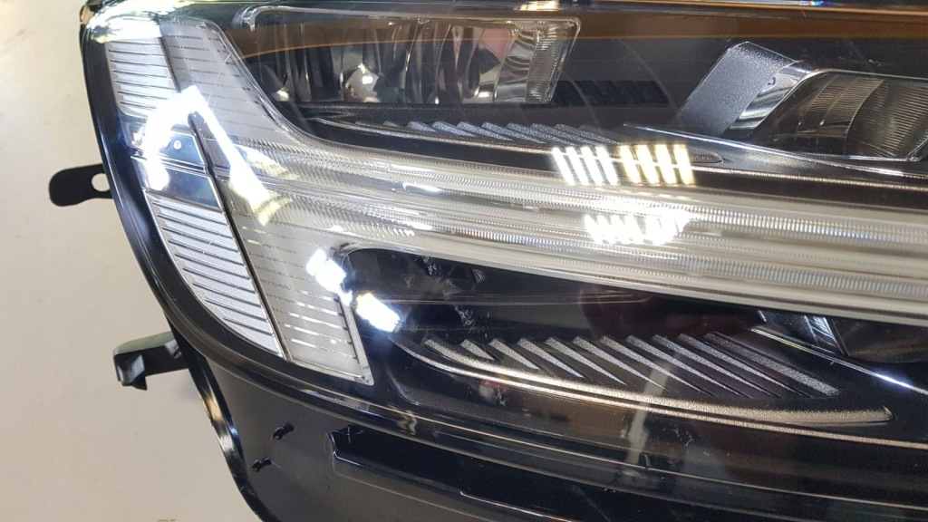 Volvo s60 v60 фара фара перед mid led r європа в Україні