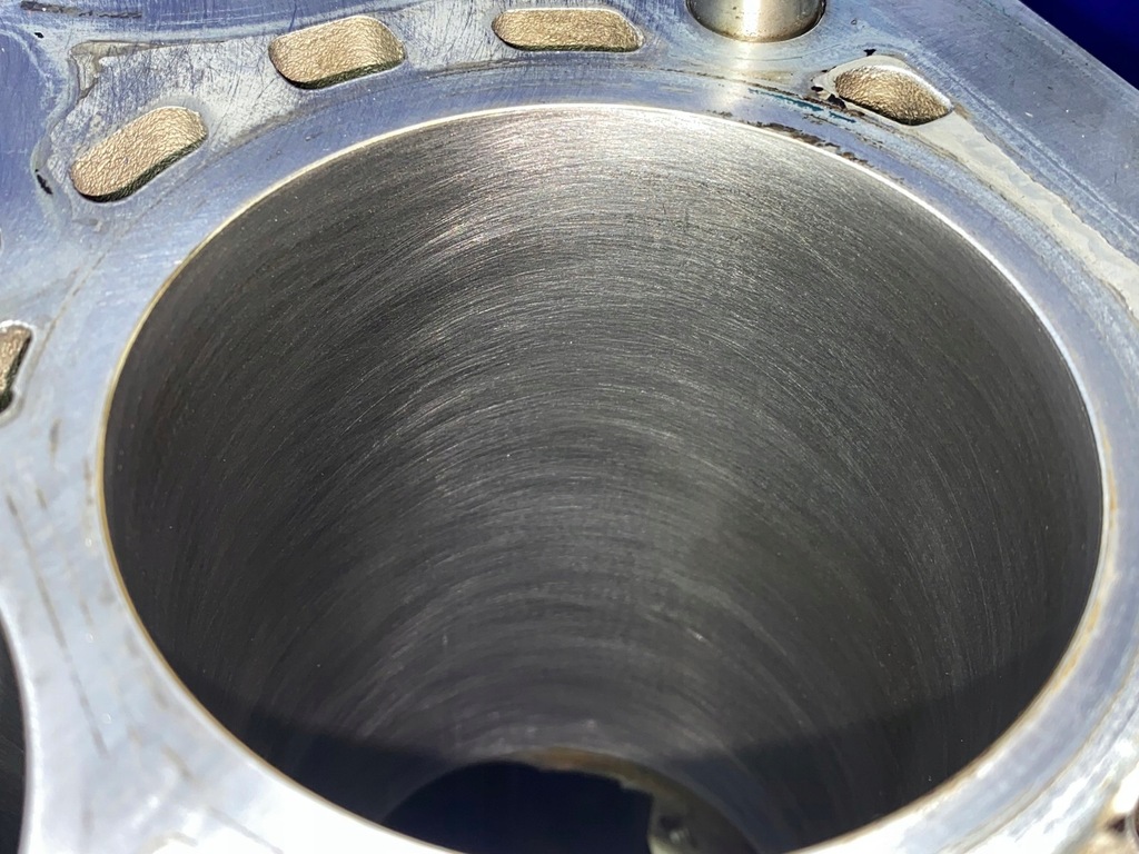 фото №9, Блок dół двигателя bmw 2 f45 mini cooper f55 f56 1.5t b38a15a 8513372