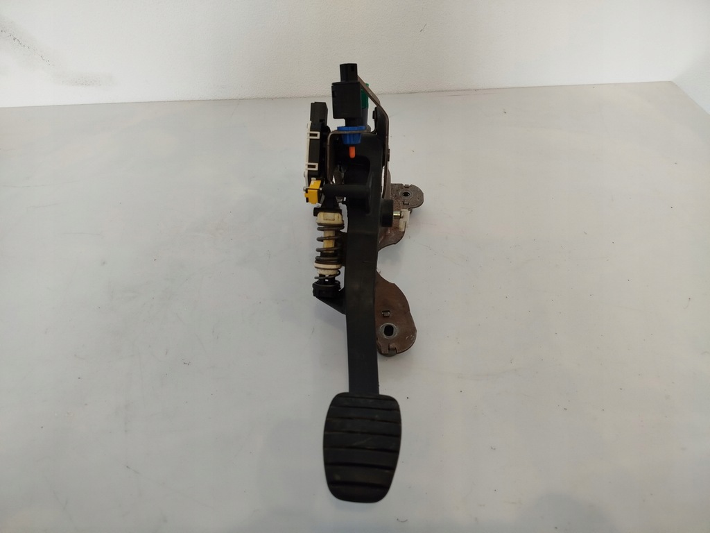 фото №4, Педаль зчеплення renault scenic iii lift 465030036r