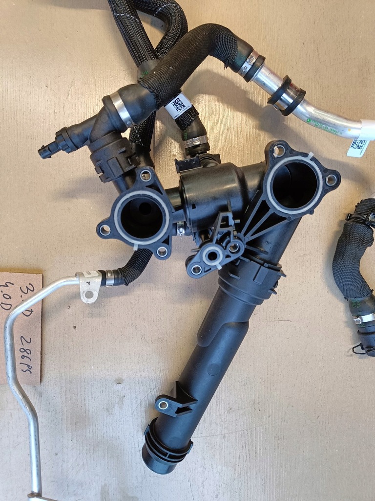 фото №5, Bmw g20 g30 g11 g15 g01 g05 g07 3.0d 4.0d b57 термостат с корпус 8596115