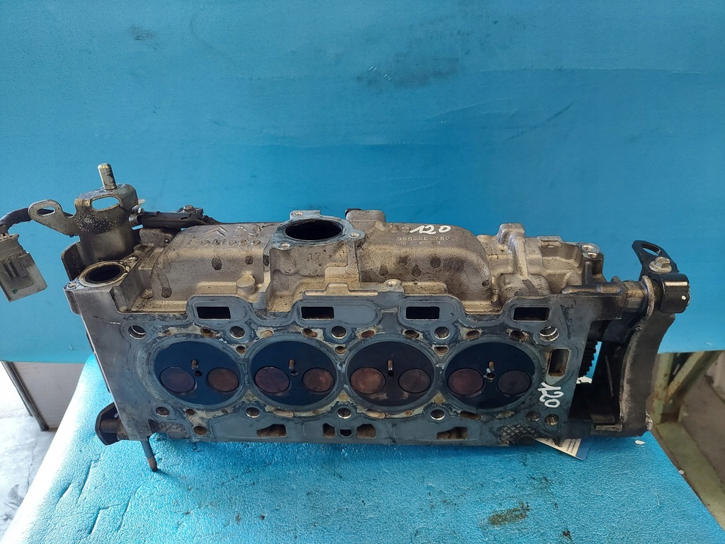 фото №1, Головка peugeot 208 2015 r 1.4 hdi 8hr