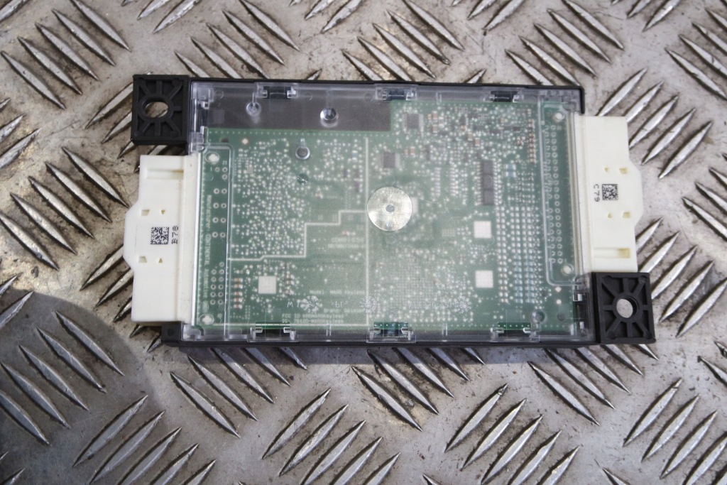 Купить Модуль блок управления зажигания mercedes w167 a1679003504