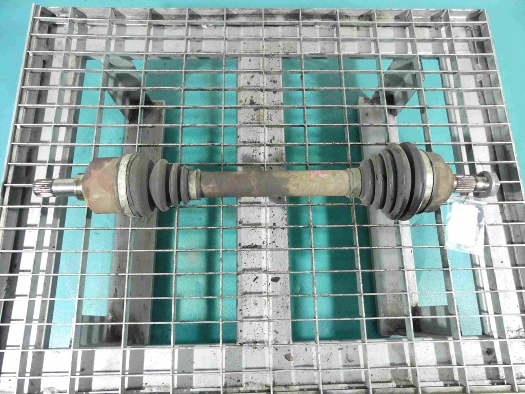 фото №1, Привідний вал ліва peugeot 207 1.6 thp механічна коробка передач